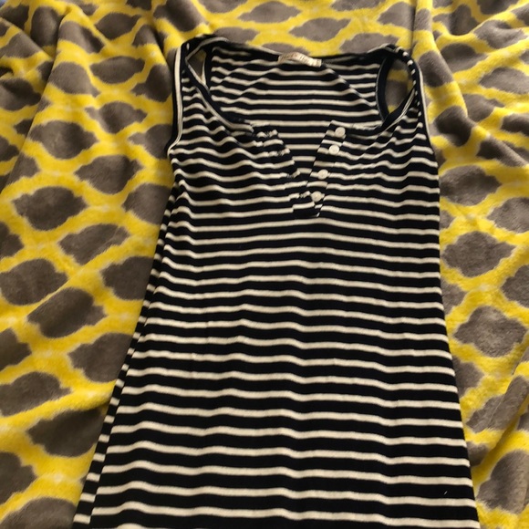 Dress - Picture 1 of 1